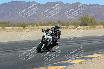 media/Mar-24-2025-Moto Forza (Mon) [[57ce5c5cff]]/3-Beginner Group/Session 3 (Turn 6 Inside)/